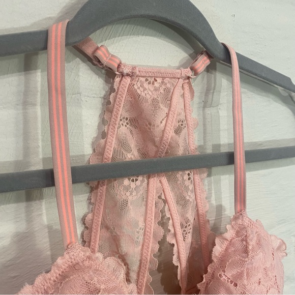 Blush Pink Aerie Lace Bralette with Removable Pads NWT - Picture 3 of 6
